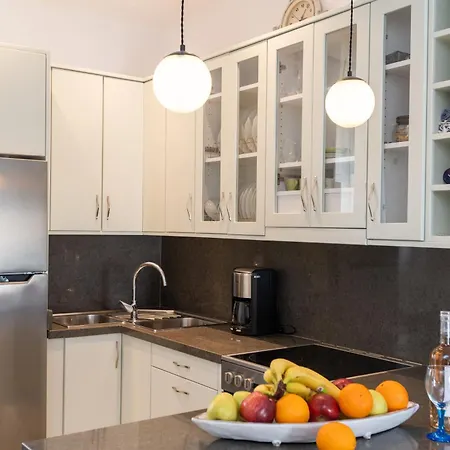 Дом отдыха Mykonos Waterfront House Walk To Private *