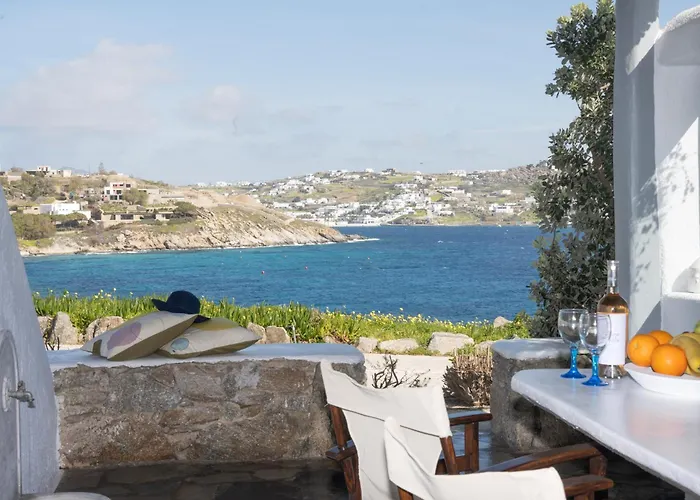 Mykonos Waterfront House Walk To Private Casa de Férias